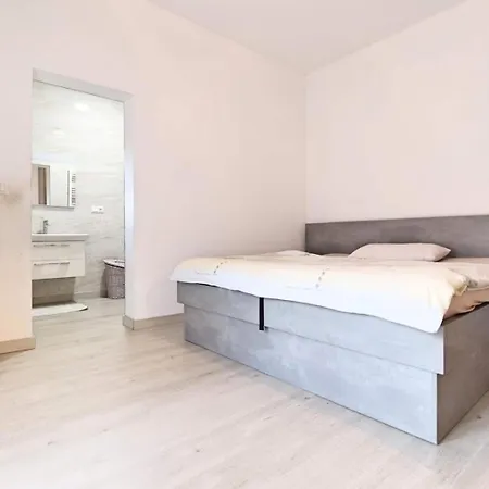 Luxusny Rodinny Dom V Trencine Trenčín