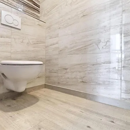 Luxusny Rodinny Dom V Trencine Casa vacanze
