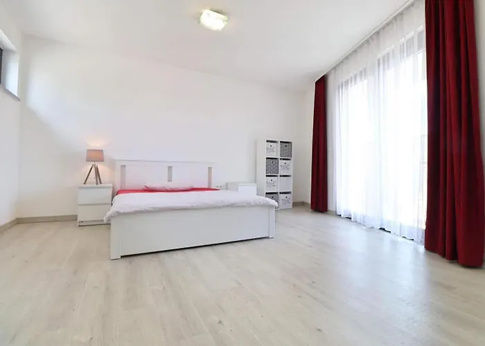 Vakantiehuis Luxusny Rodinny Dom V Trencine