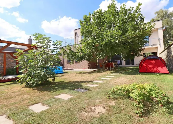 Luxusny Rodinny Dom V Trencine